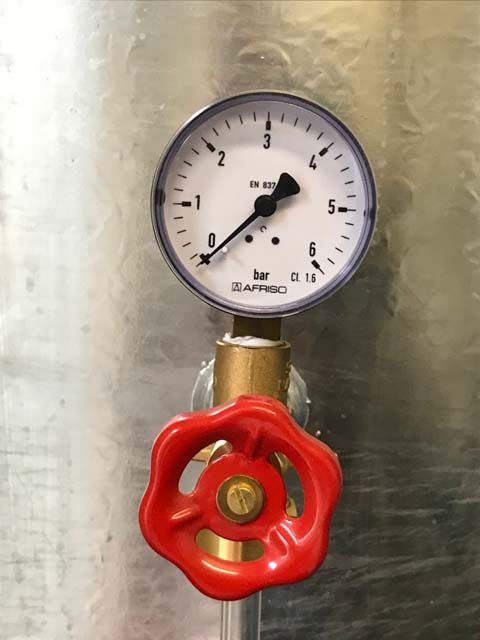 Installation Druckwasserkessel